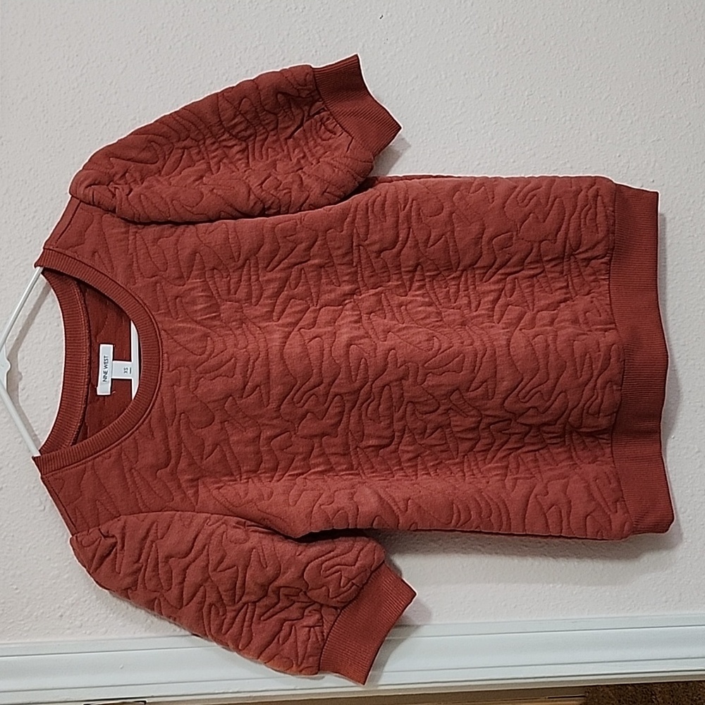 Womens size xs Nine West Red Orange puffy top